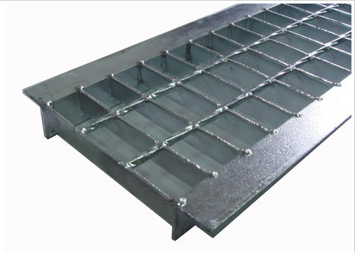 Cina Anti Slip Outdoor Drain Grate Covers, Serended Steel Trench Covers Grates pemasok