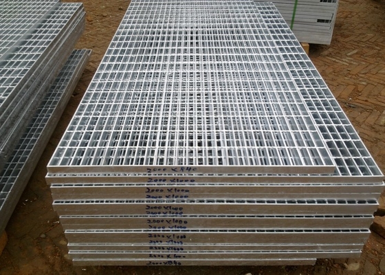 Cina Sliver Color Platform Steel Grating Lantai Industri Grates Plain Type pemasok