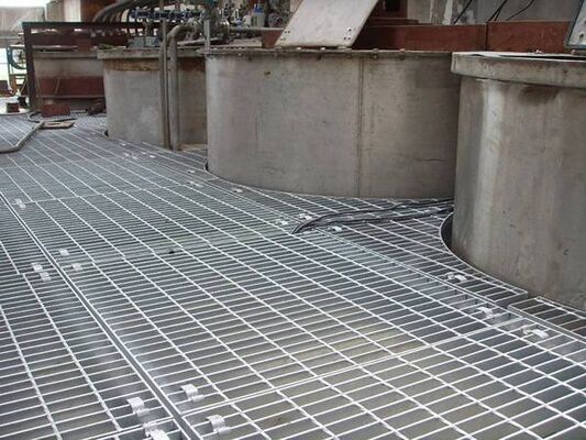 Galvanis Anti-Slip Steel Grating Platform Industri dengan ukuran yang dapat disesuaikan