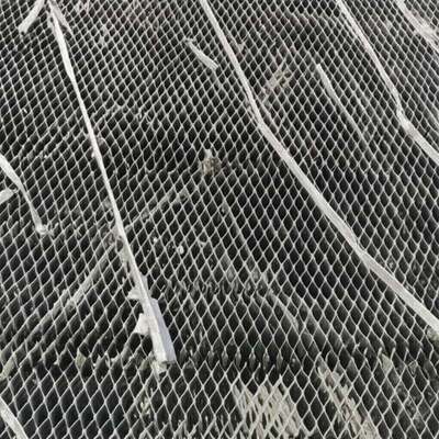 Jeruji Baja Tahan Karat Bergerigi Galvanis Celup Panas untuk Jalur Pejalan Kaki dan Platform Industri