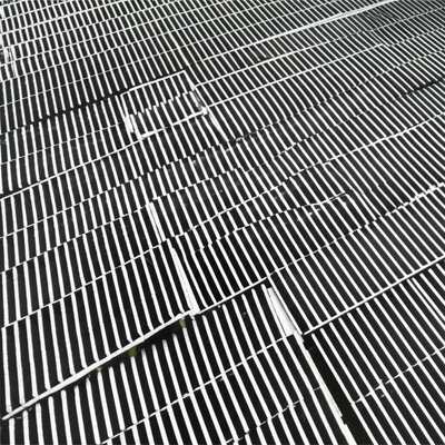 Hot Dip Galvanized Serrated Style Steel Grating dengan 30mm Spacing untuk Heavy Duty Floor Grating