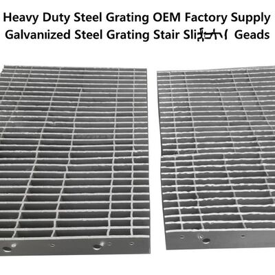 Tangga Baja Galvanis Celup Panas Tugas Berat Anti Selip untuk Platform Industri