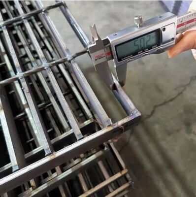 Kisi Baja Tahan Karat Galvanis dengan Jarak Palang 38/50/76/100mm untuk Drainase Optimal