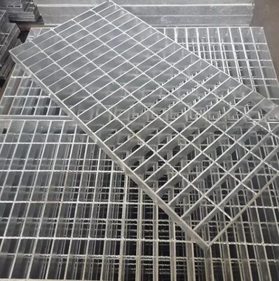 Hot DIP Galvanized Steel Grating dengan gaya serrated dan ukuran yang dapat disesuaikan untuk platform industri