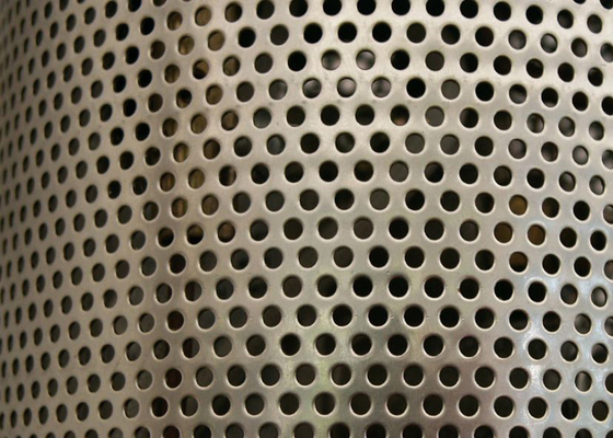 Sliver Galvanized Perforated Metal Mesh Persetujuan ISO9001 2mm Round Hole