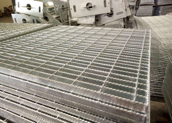 Anti Slip Mild steel Steel Bar Grating / Q235 A36 SS304 Stainless Steel Floor Grating