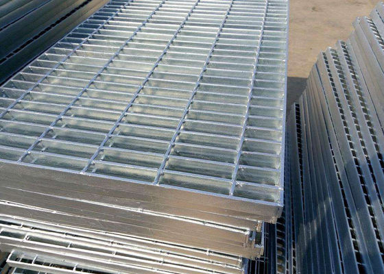 Sampel Baja Grating Sampling Gratis Samping Hot mencelupkan Galvanized Bearing Bar Pitch 30mm