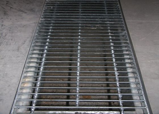 Tugas berat Galvanized Steel Grating Drain Cover Sampel Gratis Disesuaikan