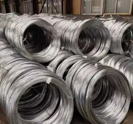 Hot Dip Galvanized Iron Wire dengan 40-240g/m2 Zinc Coating dan Low Carbon Steel dalam BWG 8-BWG 22 Ukuran